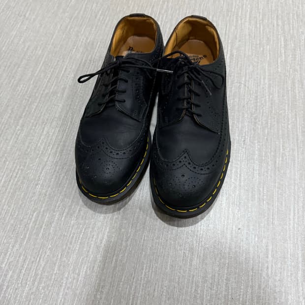 닥터마틴 윙팁(MIE)260