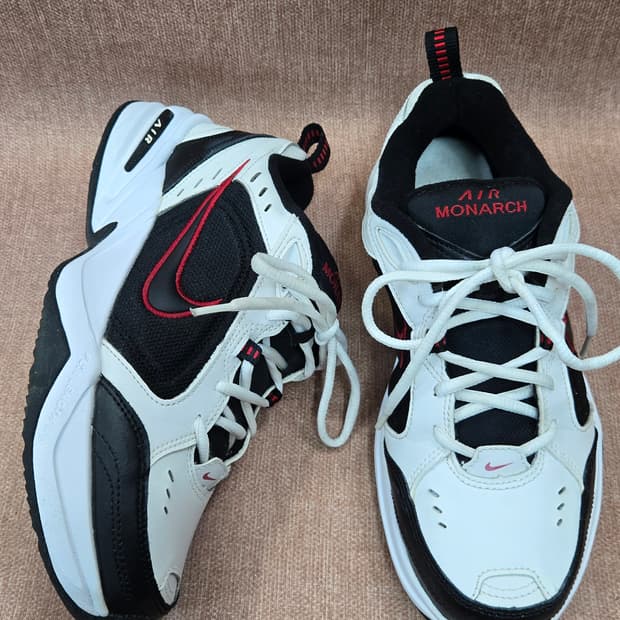 나이키 260mm- 에어 모나크 화이트 블랙 흰검  