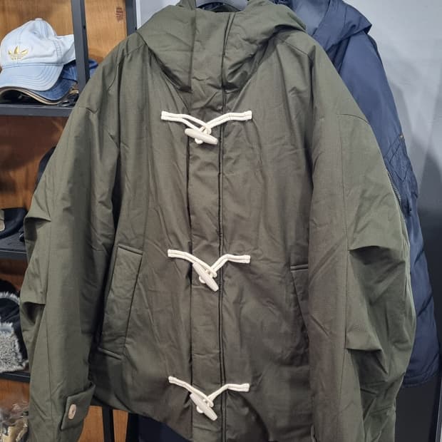 키뮤어 오버핏M(105~110) 2way 더플 후드 숏패딩 상태매우좋음