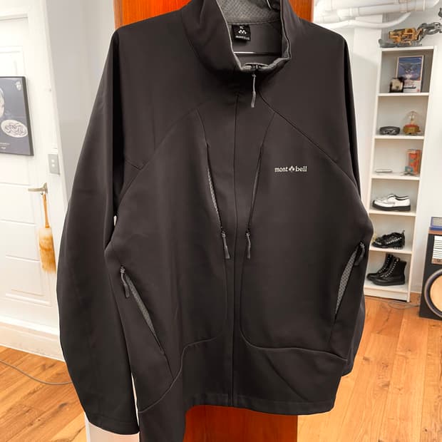[XL] 몽벨 재팬 소프트쉘 다크 브라운 자켓