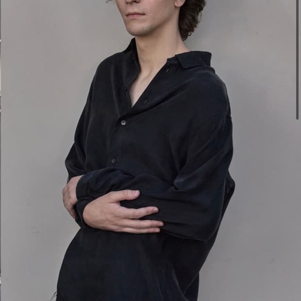 머듈 큐프라 셔츠