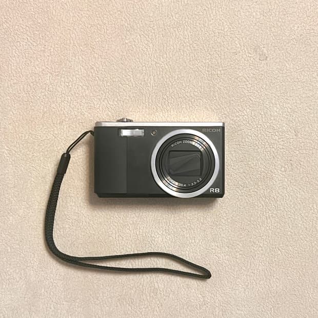 리코 Ricoh R8 장원영디카