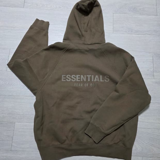 에센셜피어오브갓피스타치오후드티