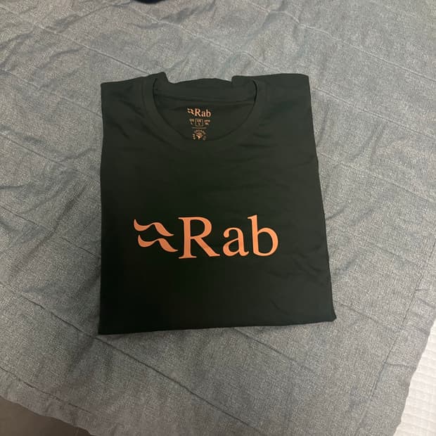 Rab logo tee (L size)