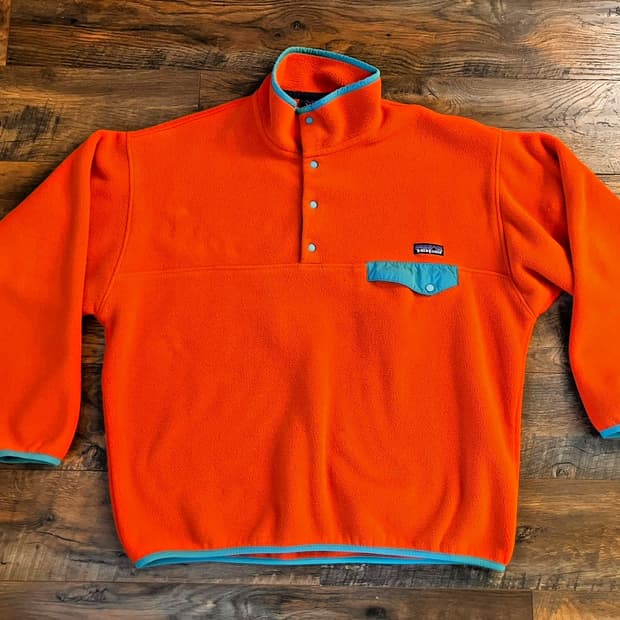 19FW 파타고니아 신칠라 스냅-티 플리스 오렌지/터콰이즈