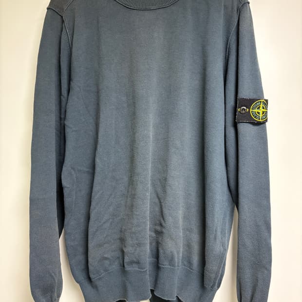 스톤 아일랜드 와펜 워싱 니트