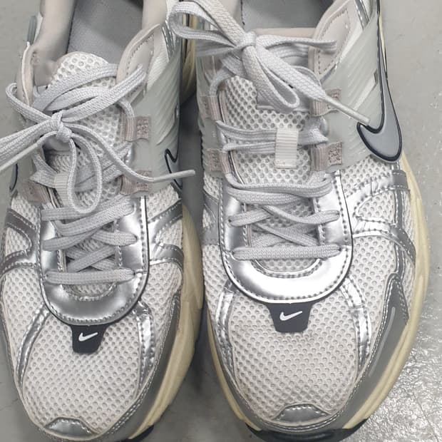 나이키 V2K 런 운동화 265mm