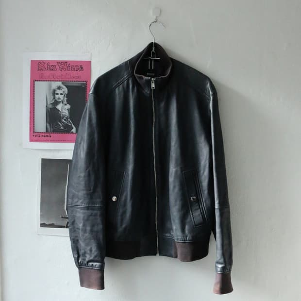 휴고보스 다크블루 램스킨 봄버 자켓