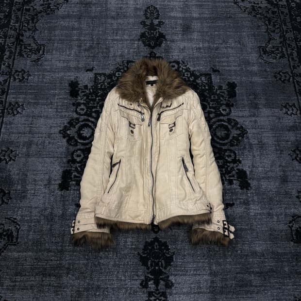 In the attic 00s trimming fur jacket