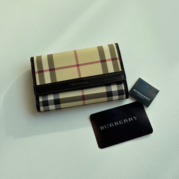 버버리 지갑