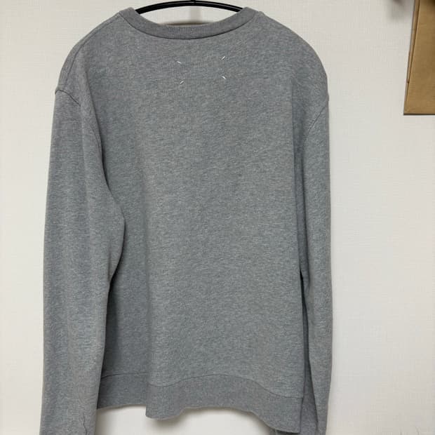 마르지엘라 스테레오타입 맨투맨 52