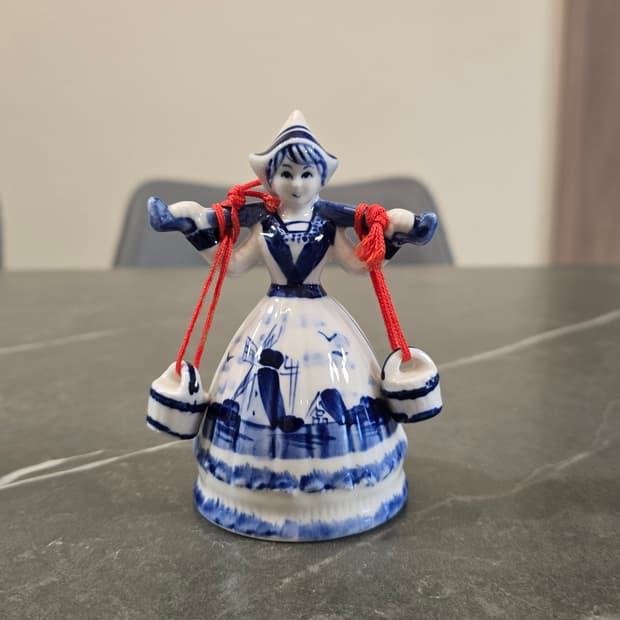 네덜란드 Delft Blue 도자기 소녀 벨