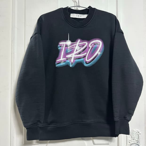 이로 IRO 맨투맨