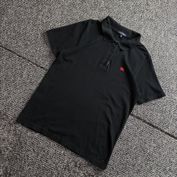 버버리 아카이브 자수로고 피케이 반팔 셔츠 3068