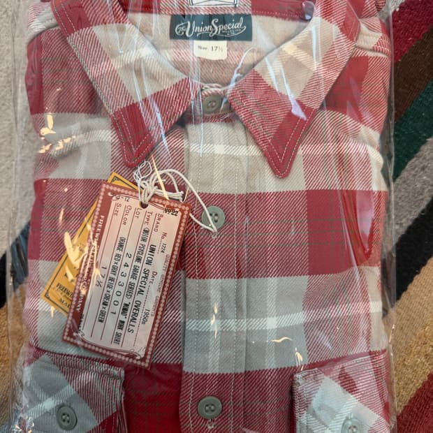 프리휠러스 워크 셔츠  노매드 17.5 판매합니다.