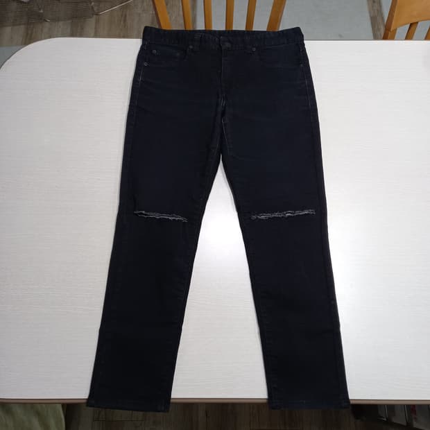 32 PLAC Kurz 스판 슬림일자진 블랙 찢청 32-258