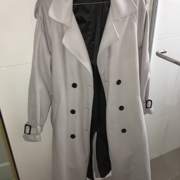 트렌치 디자인 겨울 코트