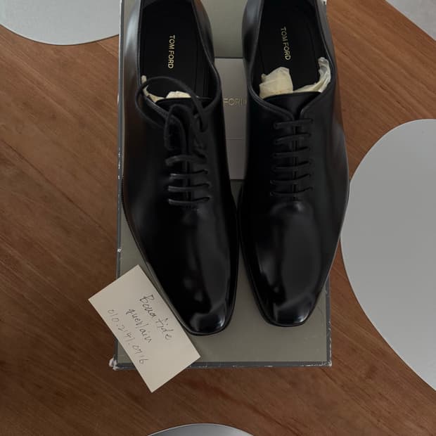 톰포드 엘칸 흘컷더비 