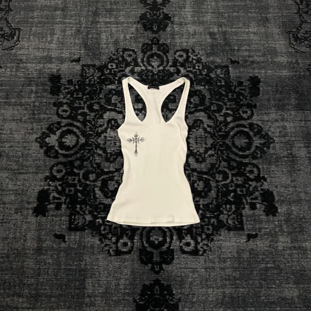 Moussy cross lettering ribbed sleeveless
