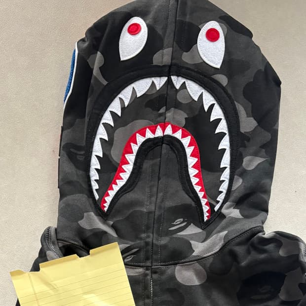 베이프 샤크후드 흑계 m 새상품 (급처