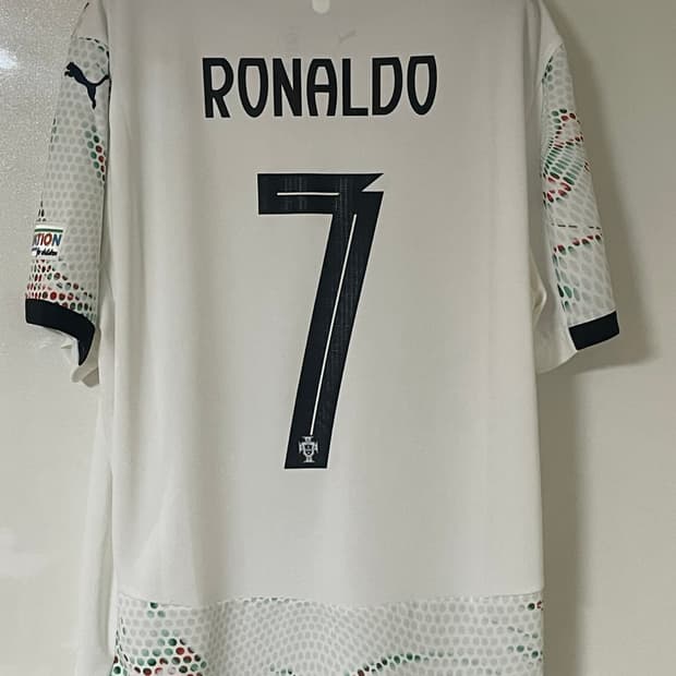 포르투갈 호날두 No.7 푸마 스페셜 에디션 