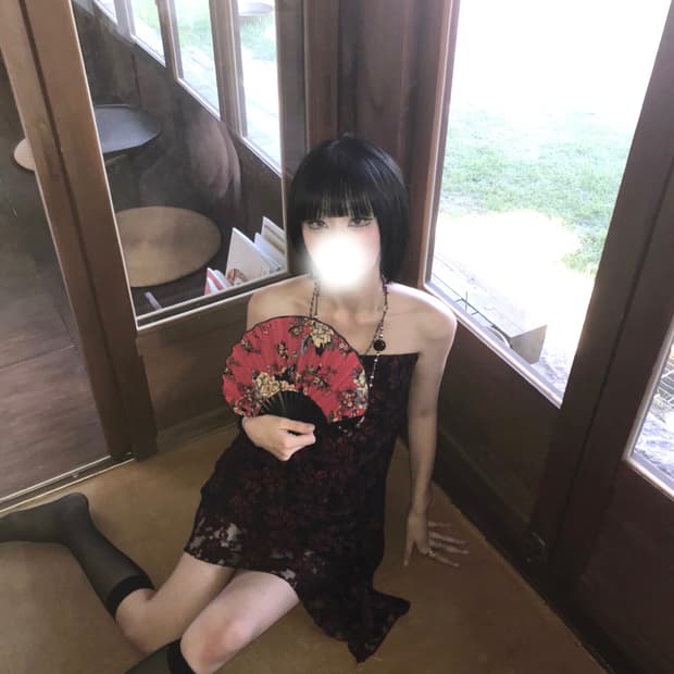 Vintage oriental rose dress
