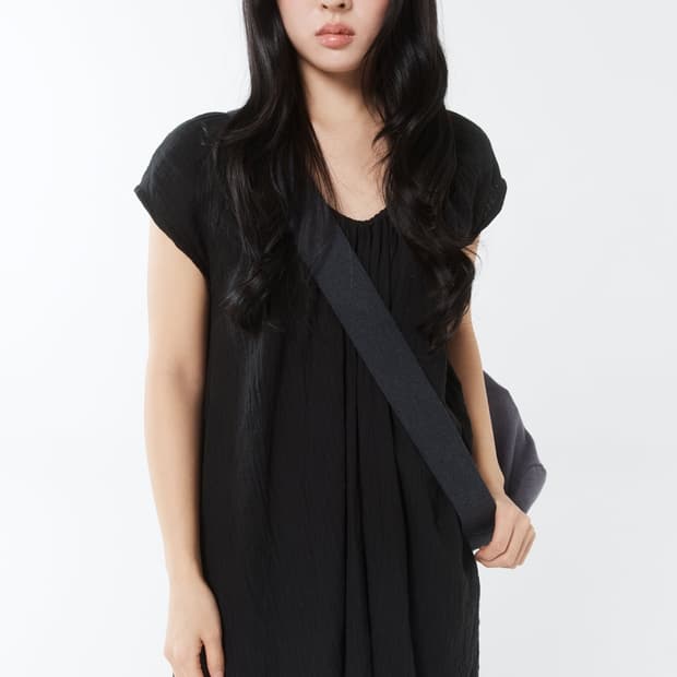 콜로신스 monsei top dress black