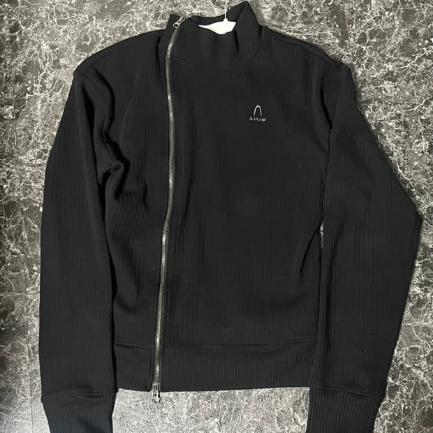 아캄 사이드 넥 집업 사이즈2[블랙]