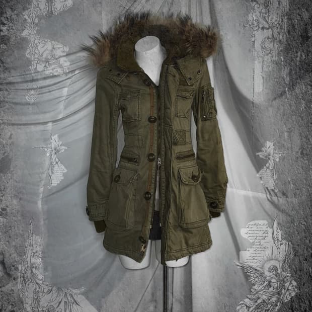 데일리 카키 00‘s와투케 코디세트 