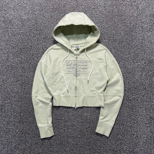 Name : 마리떼 시그니처로고 투웨이 크롭 후드집업 :) 