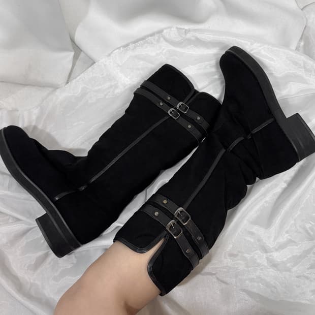 buckle long boots