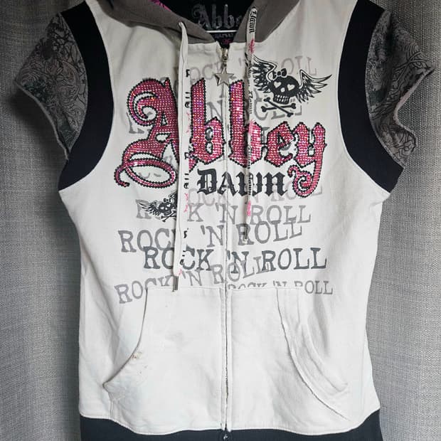 애비던 abbey dawn 반팔 후드집업