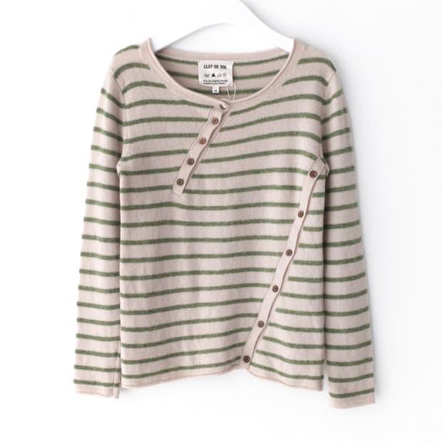 stripe button T 