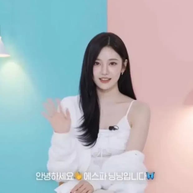 어반디타입 헤어리니트가디건 닝닝착용