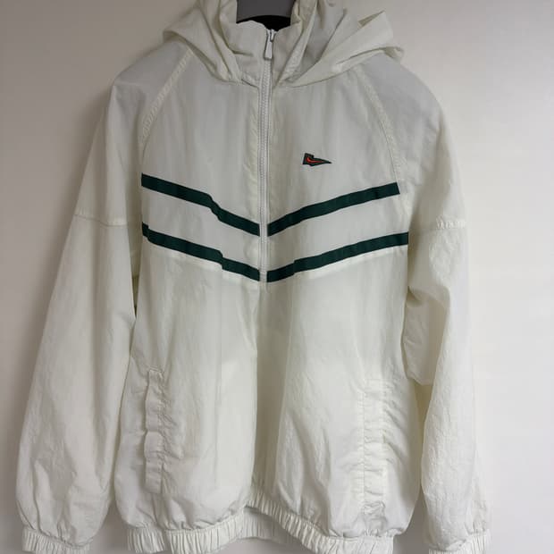 나이키 NSW 윈드러너 하프 집 라인드 후드 자켓 세일 - 아시아