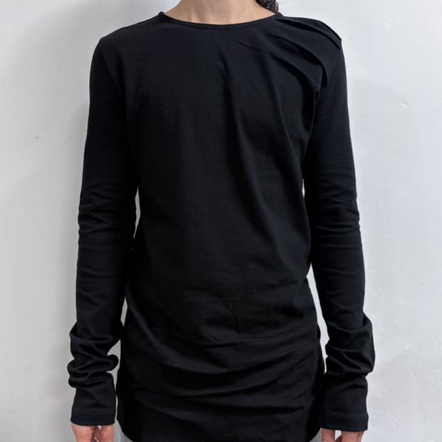 오블리크 롱 슬리브