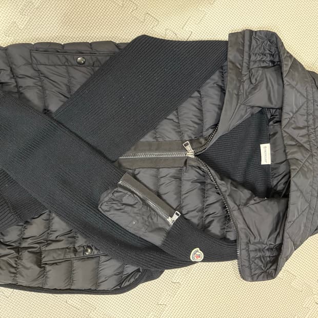 몽클레어 니트후드패딩 블랙 L