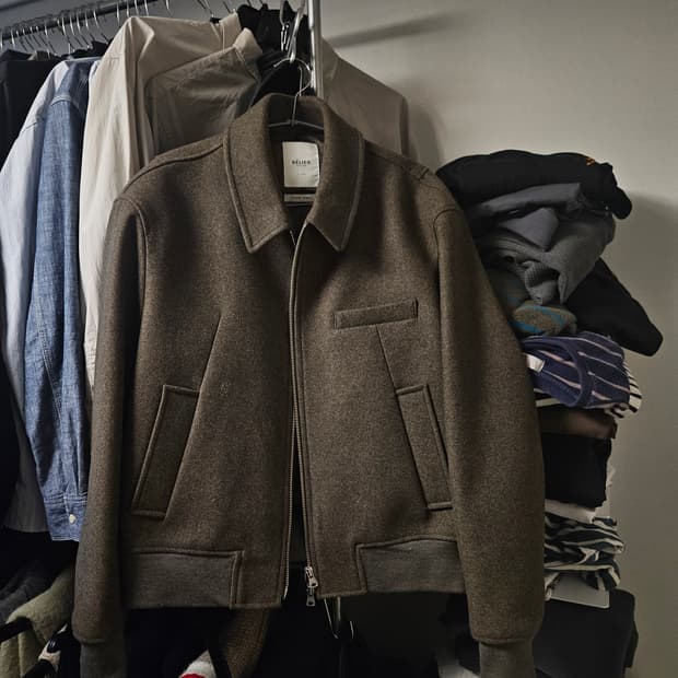 (L)벨리에 시티트립 블루종 브라운 자켓팝니다 새상품급