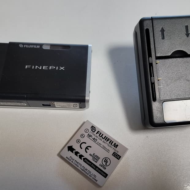 후지 디카 z1 상태 아주 좋음