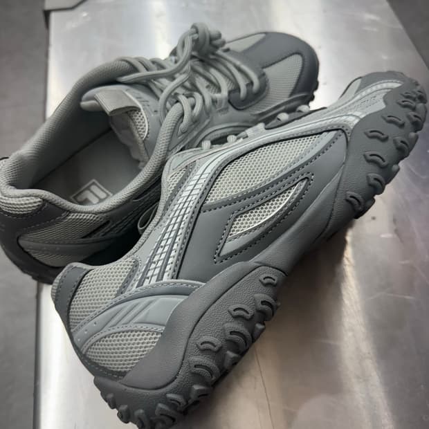 휠라 에샤페 그레이 255