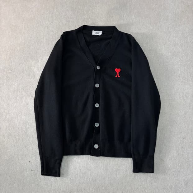 95 아미 하트와펜 블랙 가디건