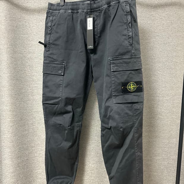 스톤아일랜드 올드이펙트 카고 조거팬츠 블랙 (32) 