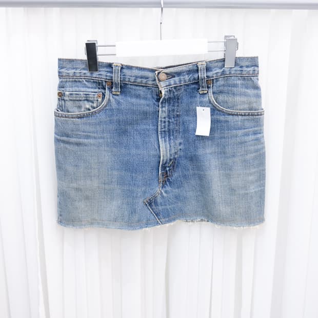 Levi's