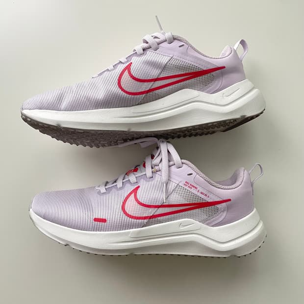 나이키 다운시프터 러닝화 250mm