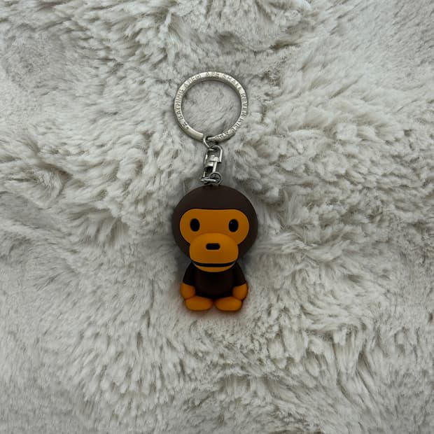 베이프 마일로 키체인