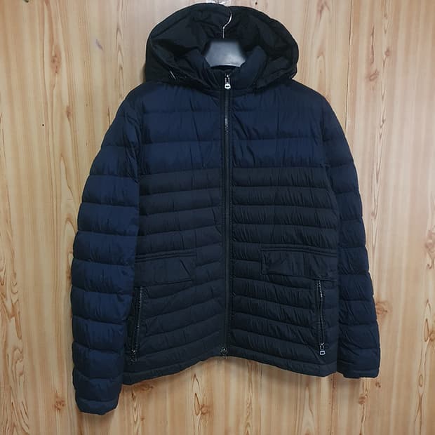 유니클로 X 띠어리 패딩 XL