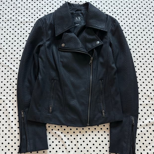 아르마니 익스체인지 파이톤 뱀피 패턴 라이더자켓