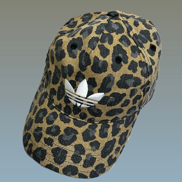 아디다스 레오파드 볼캡