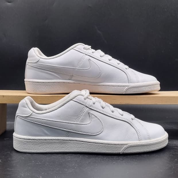 나이키 코트 로얄2 여성스니커즈240