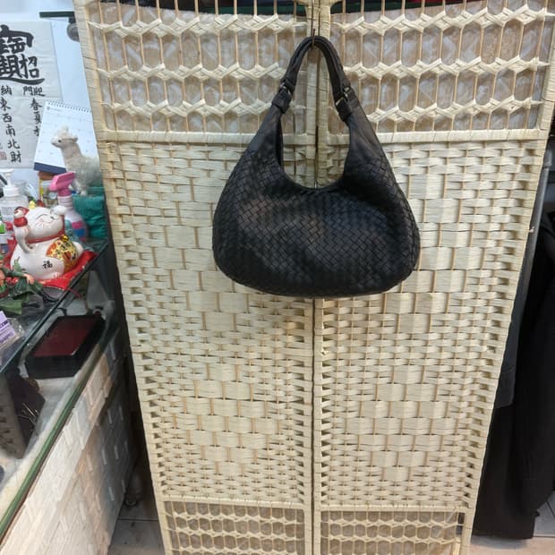 정품 보테카베네타 인트레치아트 호보백 팝니다